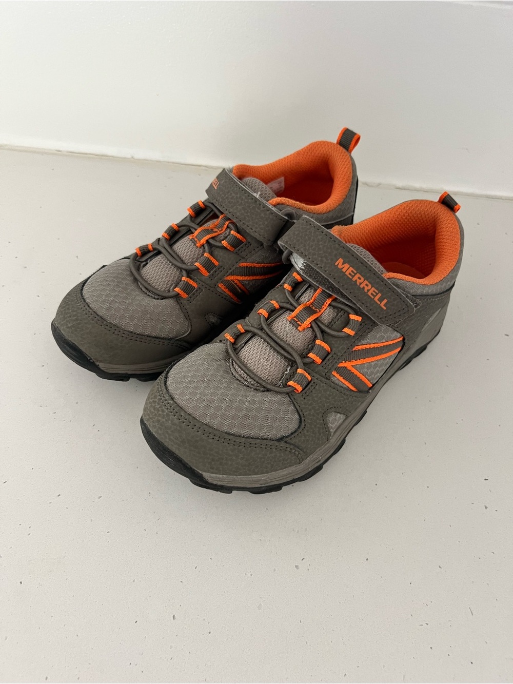 Merrell Kids Trail Hiking Shoes Gray Orange Hook & Loop Size 1